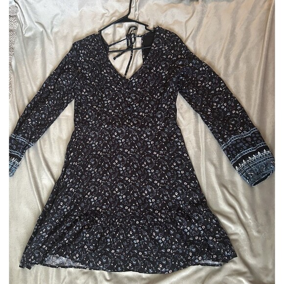 Woman’s Large Paisley Print Boho Long Sleeve Short Babydoll Style Dress - Picture 5 of 7